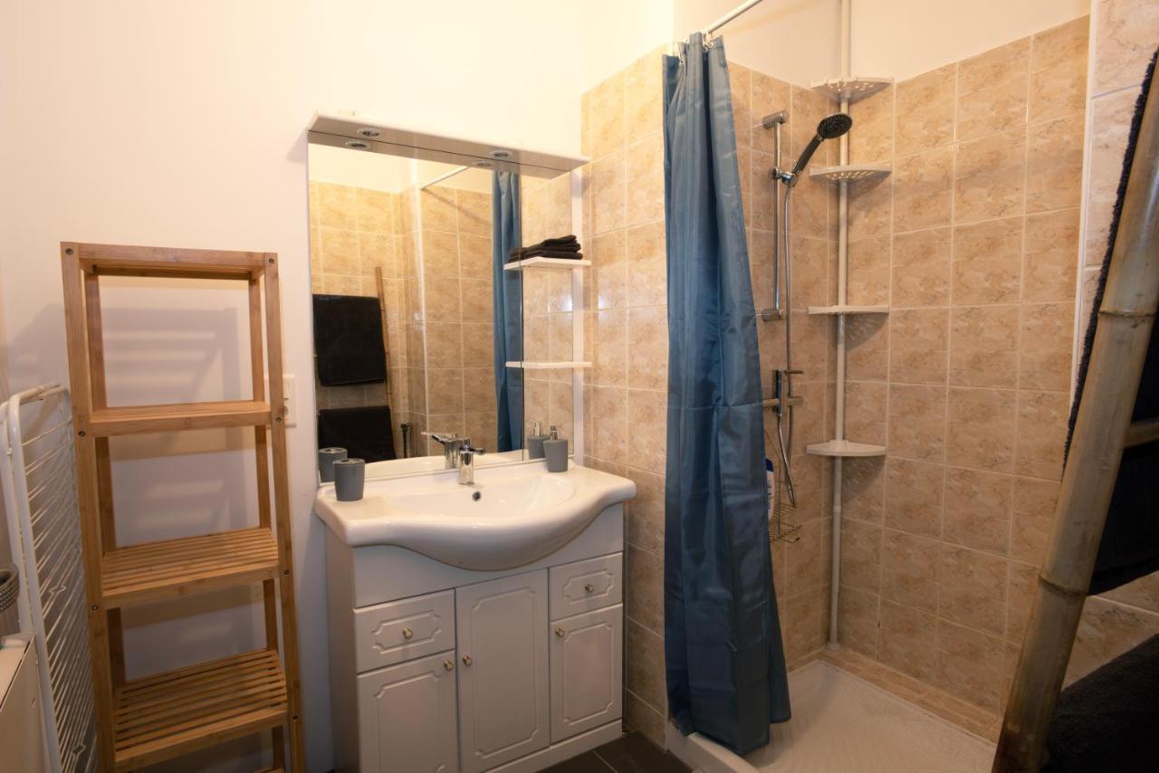 Confortable T2 Avec Parking Prive Au Centre De Brive Экстерьер фото