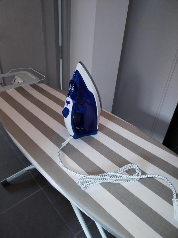 Confortable T2 Avec Parking Prive Au Centre De Brive Экстерьер фото